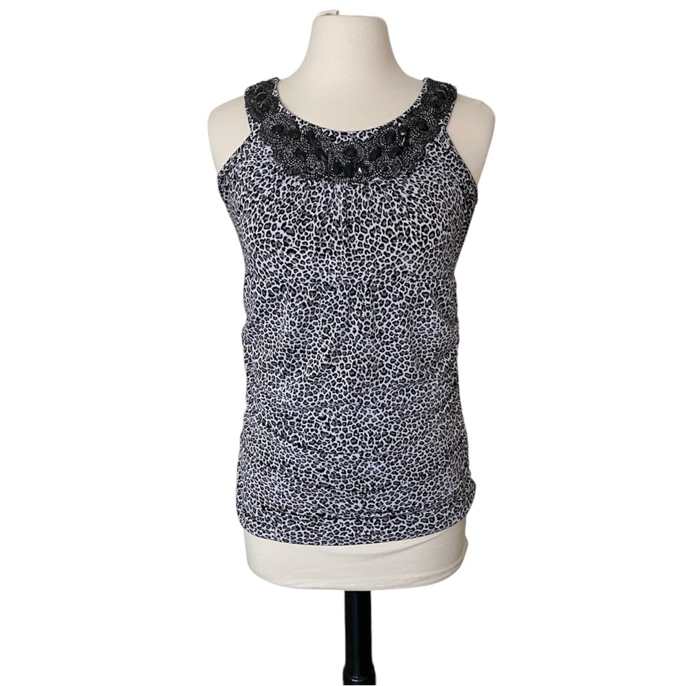 Studio Y Top Women’s Med Black White Ditsy Leopard Print Sleeveless Beaded Neck